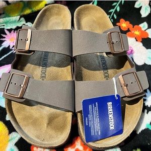 Men’s Arizona Birkenstock Sandal Brown Size 43
